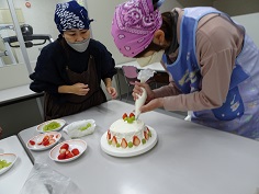 ケーキ作り
